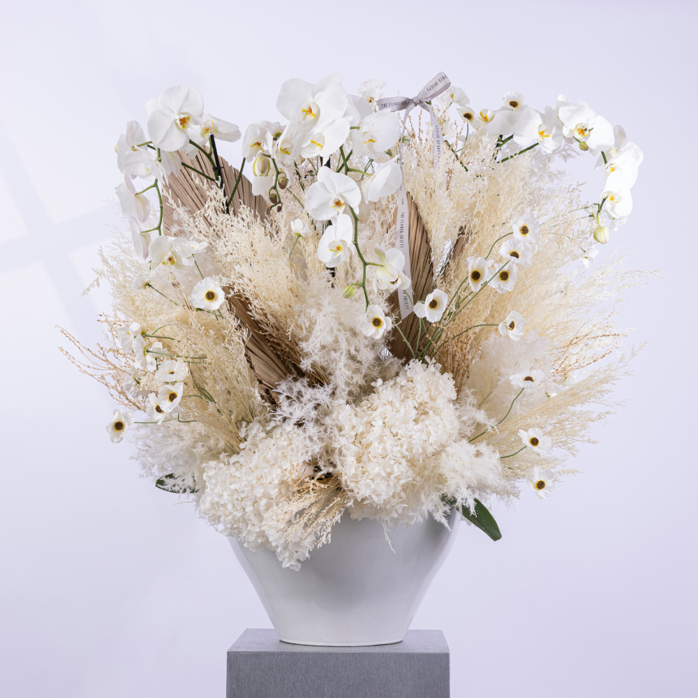 THE BRIDAL BLOOM